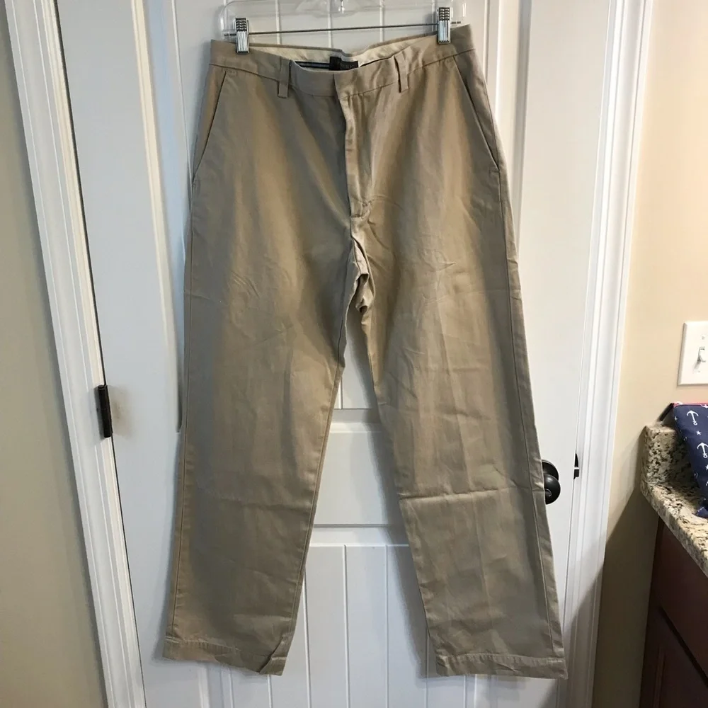 👖Banana Republic Khaki Pants